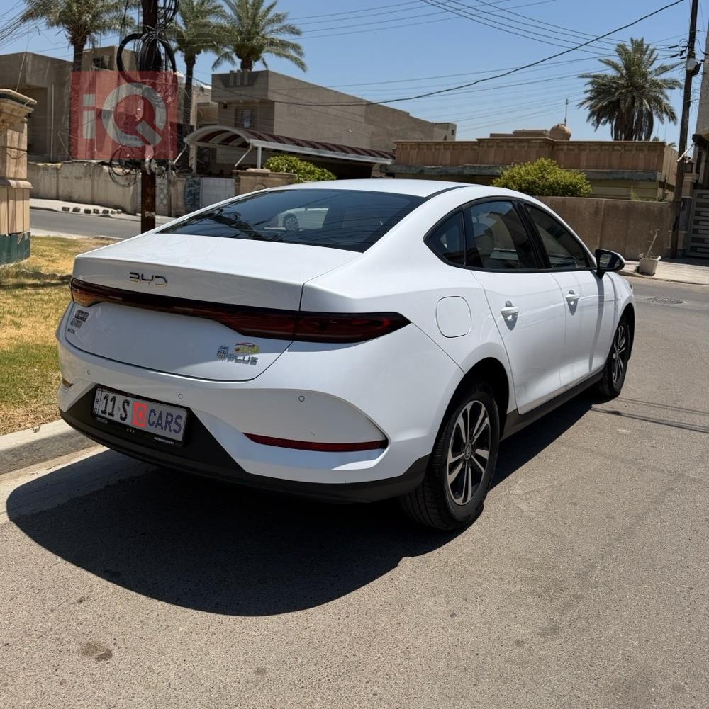 بي واي دي Qin Plus